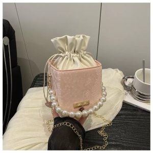 Cross body pearls bucket bag